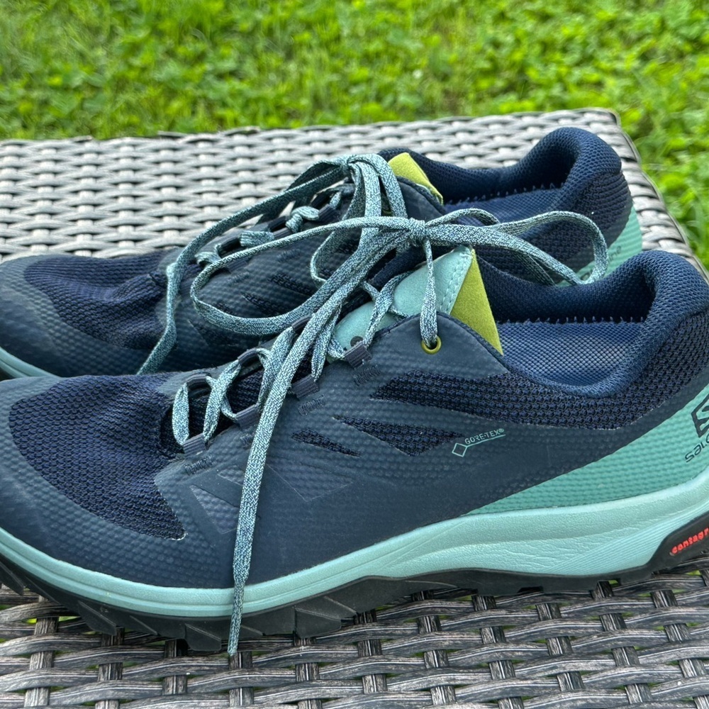 Salomon Blue and Green Sneakers with Contagrip Traction - Picture 4 of 7